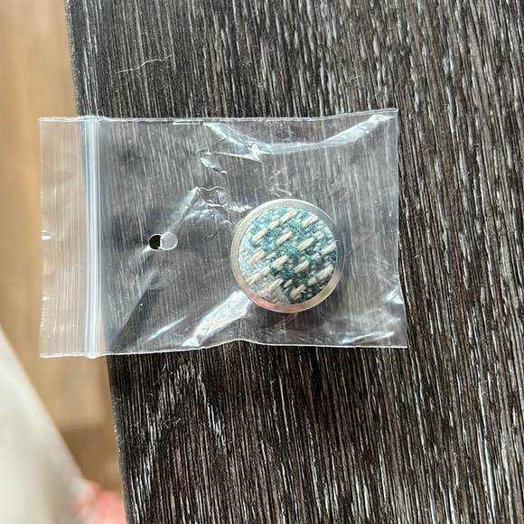 🟥SOLD🟥 - Picture 3 of 3